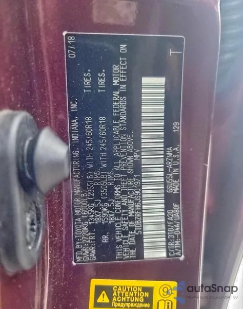 2018 Toyota Highlander Le z USA, uszkodzony, nr VIN 5TDBZRFH6JS901971